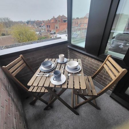 Gezellig Appartement In Brugge, Nabij Damme. Экстерьер фото