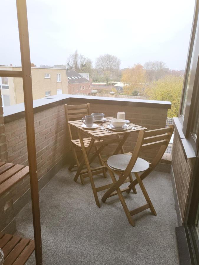 Gezellig Appartement In Brugge, Nabij Damme. Экстерьер фото